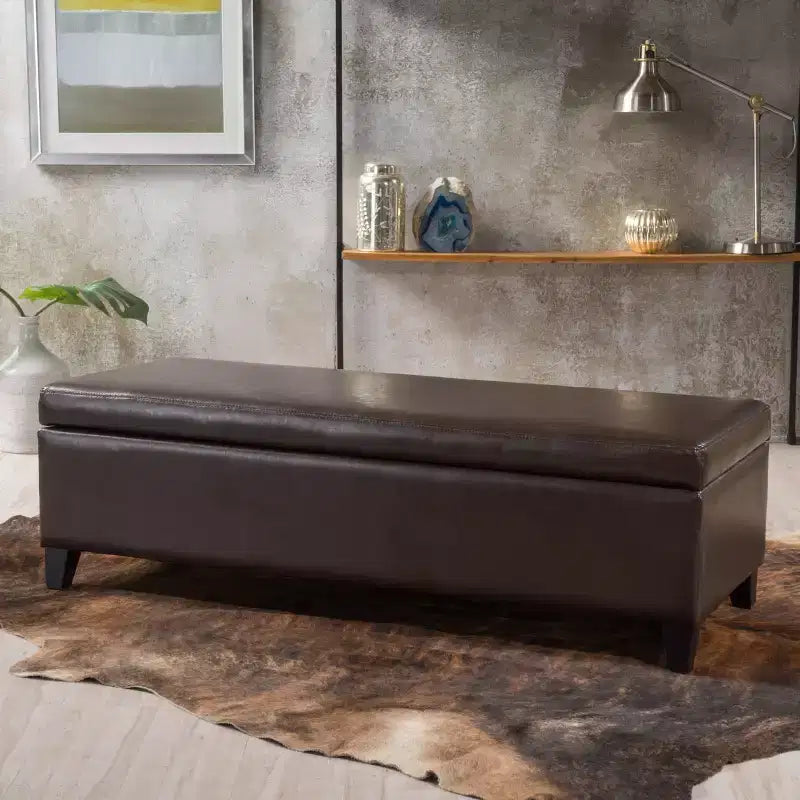 Pouf contenitore contemporaneo in similpelle con gambe in legno di betulla – 127 cm L, coperchio con chiusura ammortizzata