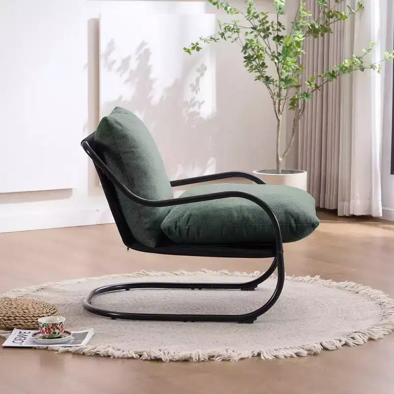 Sedia accent moderna ricurva con rivestimento in finto lino, struttura in metallo e cuscini – Poltrona da salotto