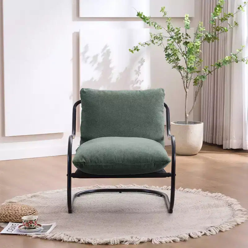 Sedia accent moderna ricurva con rivestimento in finto lino, struttura in metallo e cuscini – Poltrona da salotto
