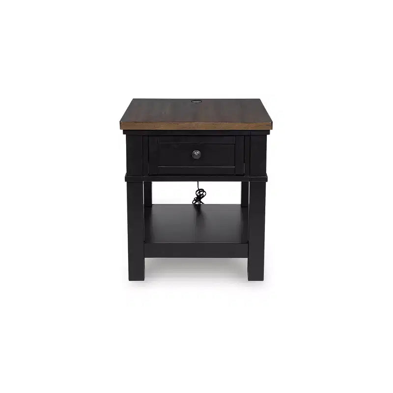 Tavolino Comodino Modern Farmhouse con Ricarica USB-A e USB-C, Cassetto e Ripiano Aperto – Nero e Marrone