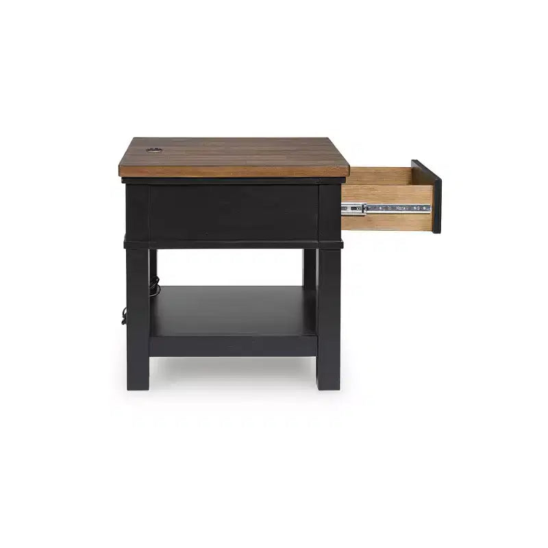 Tavolino Comodino Modern Farmhouse con Ricarica USB-A e USB-C, Cassetto e Ripiano Aperto – Nero e Marrone