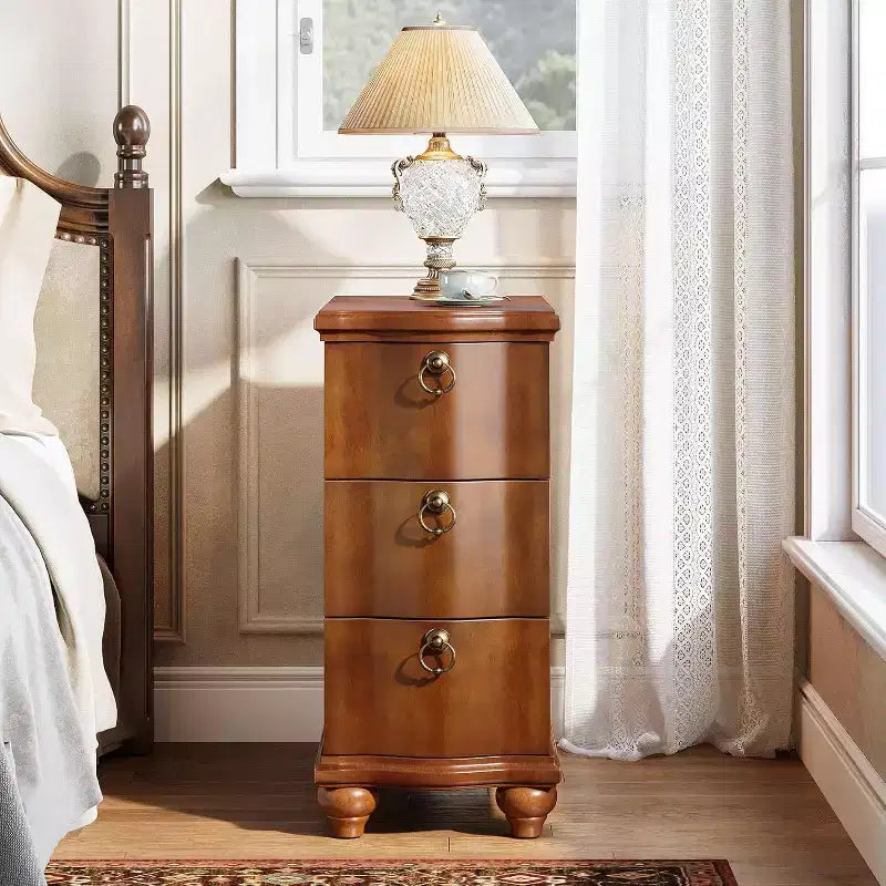 Tavolino laterale stretto sottile in legno a 3 cassetti, comodino completamente assemblato per camera da letto e soggiorno – Marrone Noce